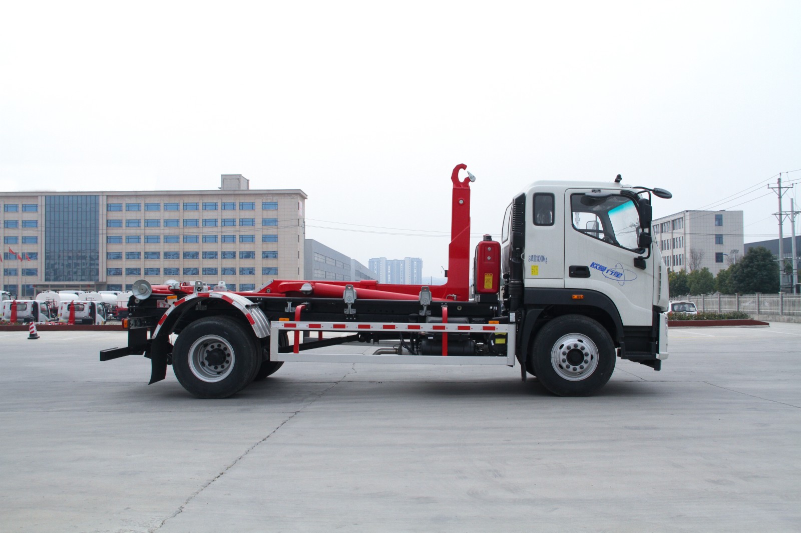 5.JPG 34906610020a6a22e81e208dc420cca1.jpg