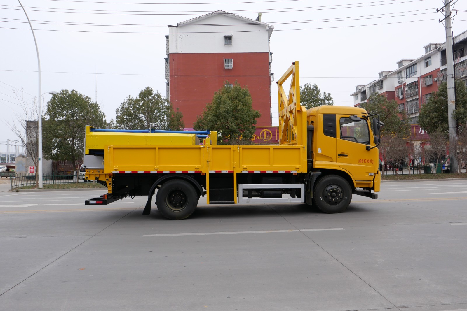 P1000904.JPG 995261ce39206cbc1631256753f310b1.jpg